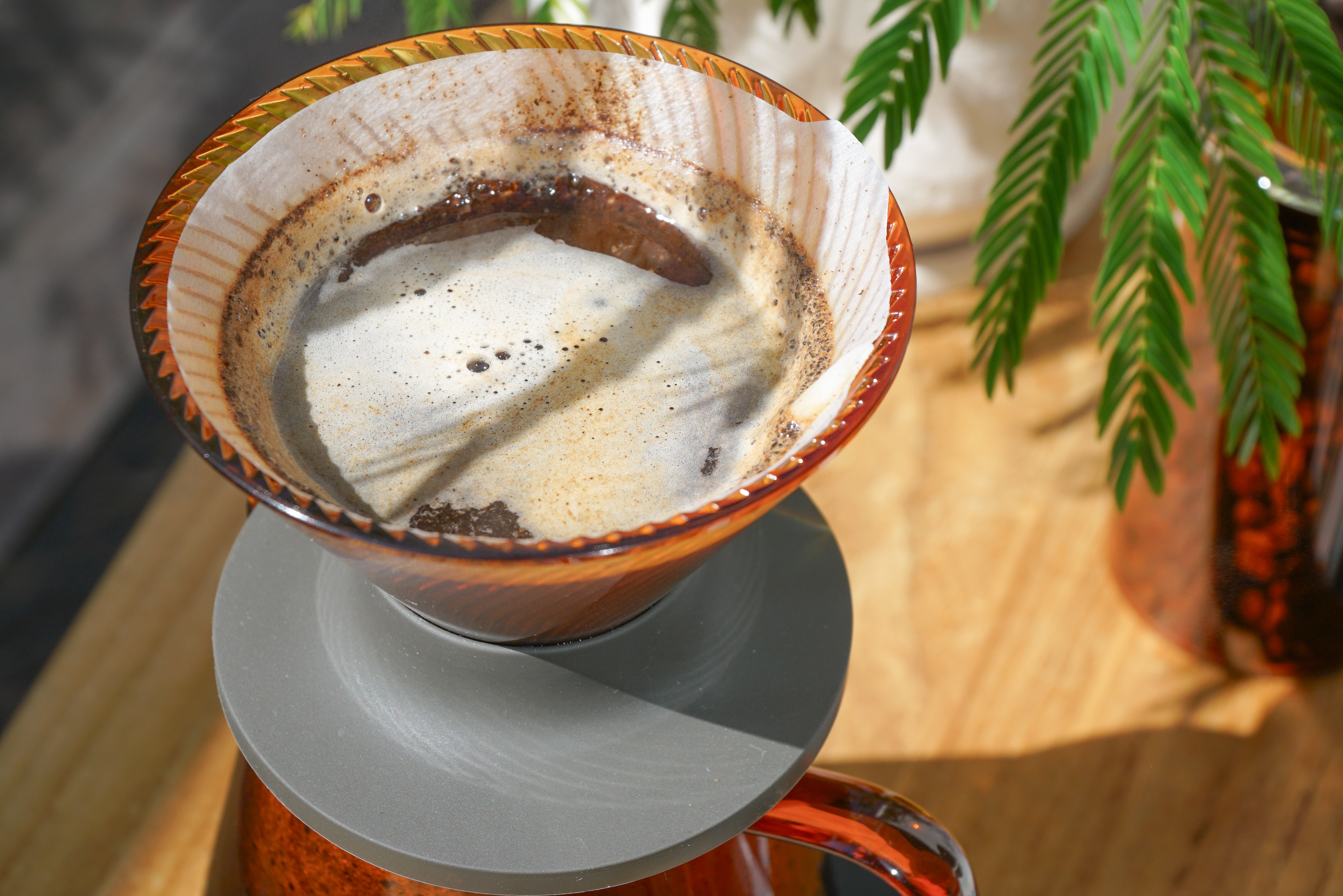 HARIO V60 TRITAN DRIPPER NEO (AMBER)