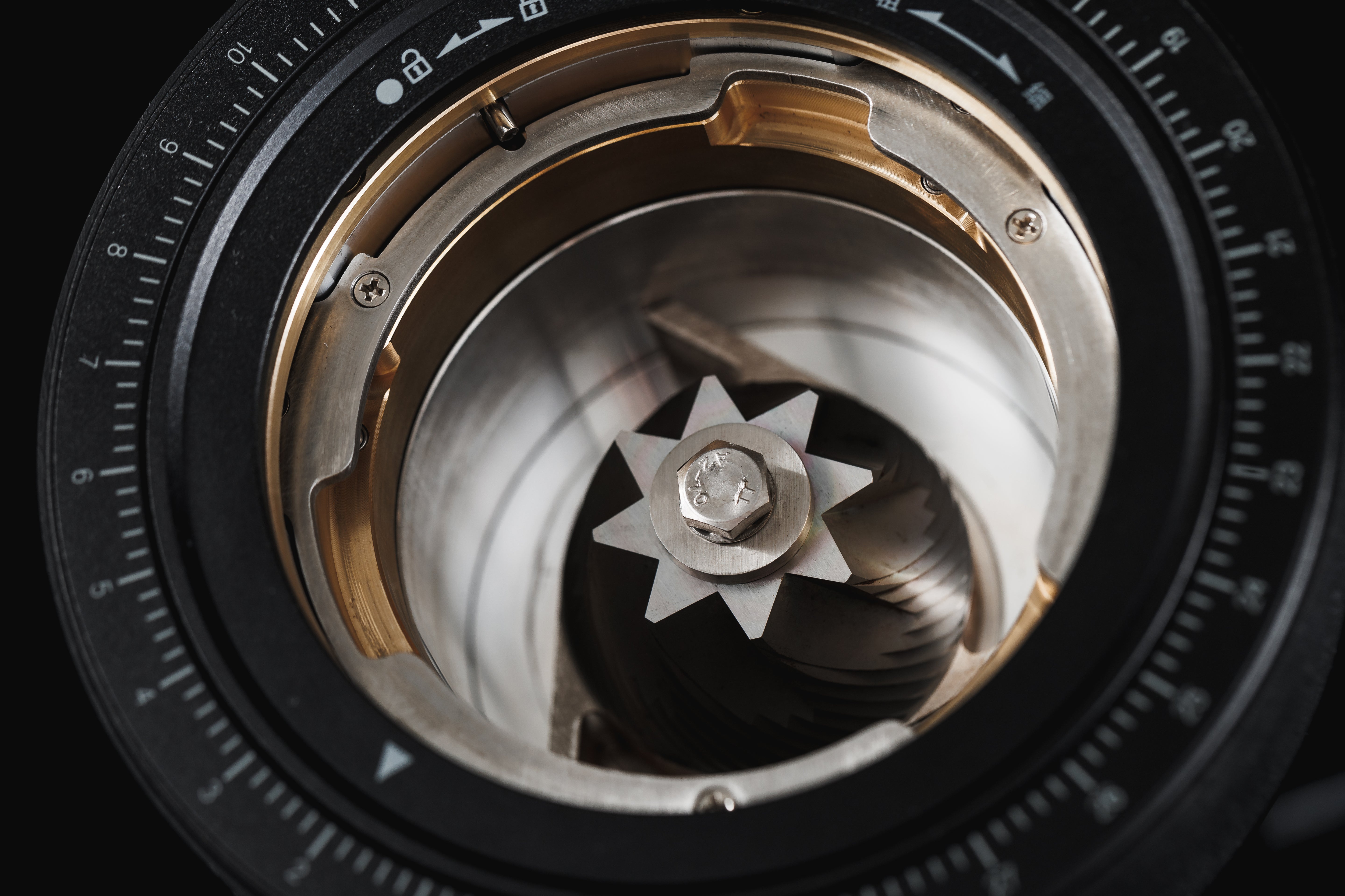 ZP-1 KONOS ⌀71mm Grinder